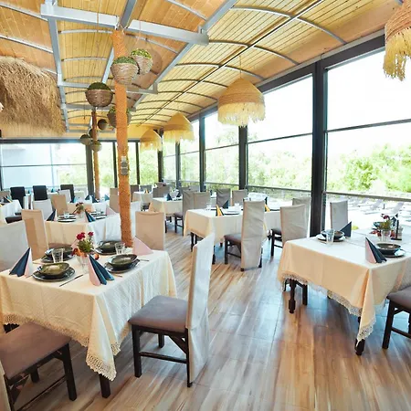 и марая Hotell Tsarevo