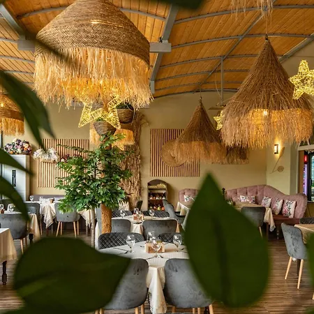 и марая Hotell 3*